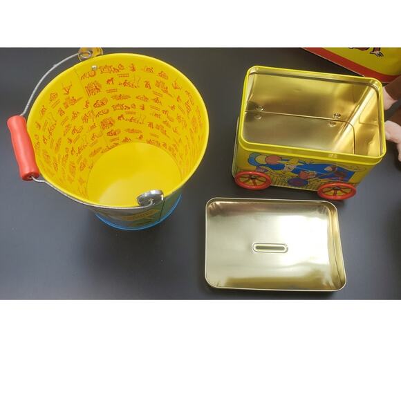 Vintage 1990's Curious George 5 piece Collector's Tin, PRE-OWNED - Picture 4 of 13